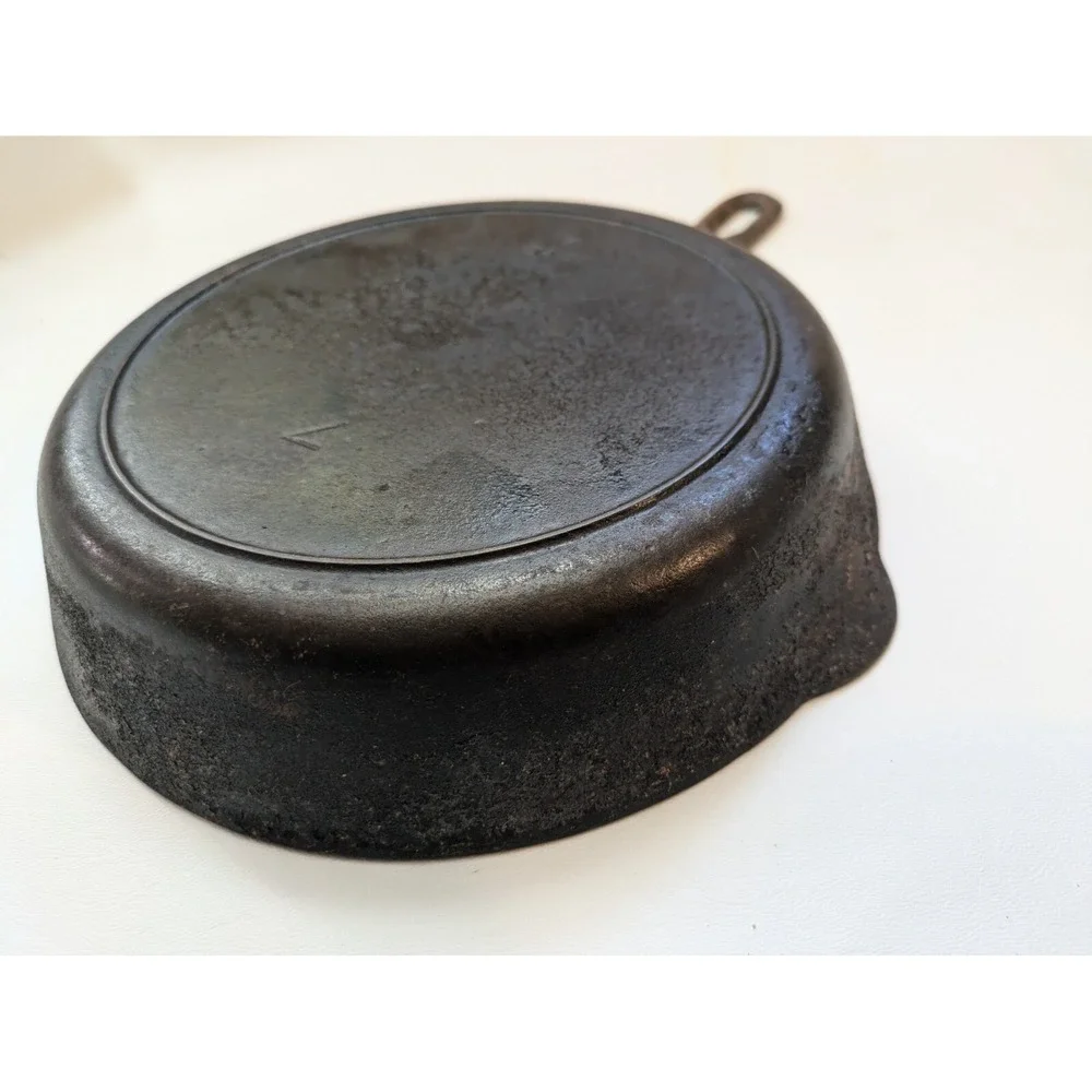 Griswold Iron Mountain 7 1032A Cast Iron Skillet Ban 2 Spout Unrestored